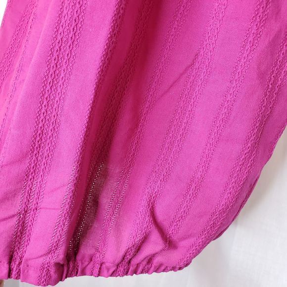 🎉Universal Thread Fuscia Tank - NWT - Picture 4 of 7